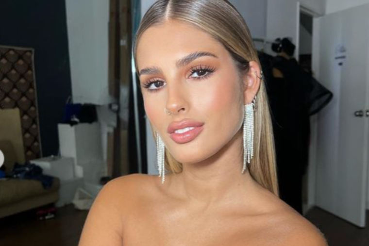 Julieta Poggio debutó en el teatro y se llevó todos los aplausos. Foto: Instagram @poggiojulieta