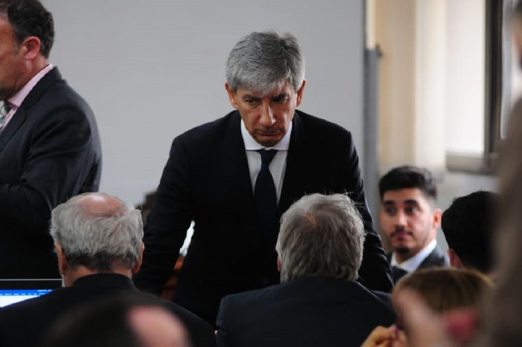 Walter Bento dialogo con su equipo legal&nbsp;