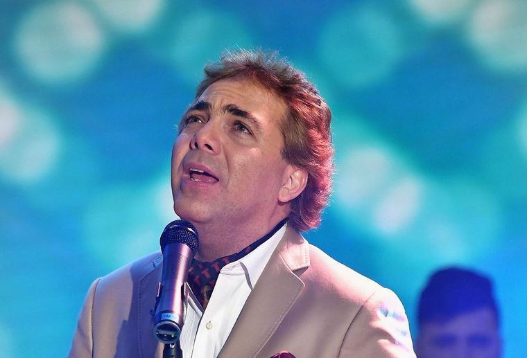 Foto: https://www.lafm.com.co/entretenimiento/cristian-castro-y-su-vergonzoso-show-en-un-concierto-termino-sin-ropa