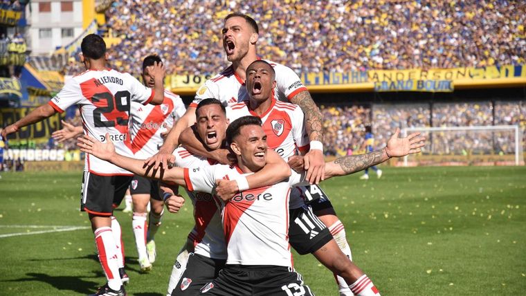 River festejó la victoria a pleno. Foto: Télam