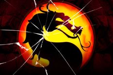 Lanzado el 30 de octubre de 2025, llegó con bugs, input delay (peor en PS5) y sin lobbies.&nbsp;