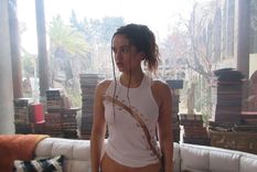 ¿Aceptada o denegada? La criticada tendencia que imponen Emilia Mernes y Rosalía Foto: Instagram