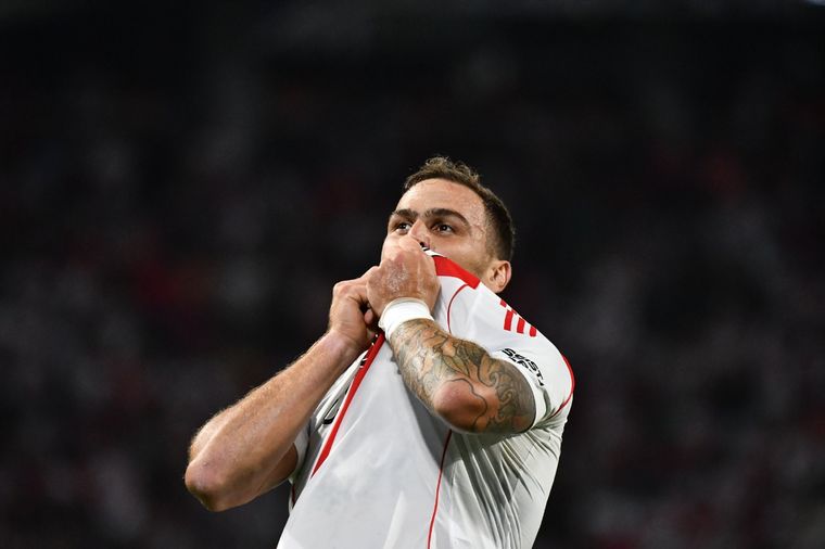 Leandro González Pirez festeja su gol ante Ciudad de Bolívar. Foto: @RiverPlate