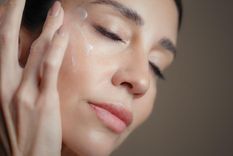 colageno: ¿se debe tomar, inyectar o aplicar en la piel? y ¿realmente funciona?