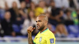 A sus 42 años, Dani Alves está muy cerca de volver al fútbol. Foto: EFE A sus 42 años, Dani Alves está muy cerca de volver al fútbol. Foto: EFE