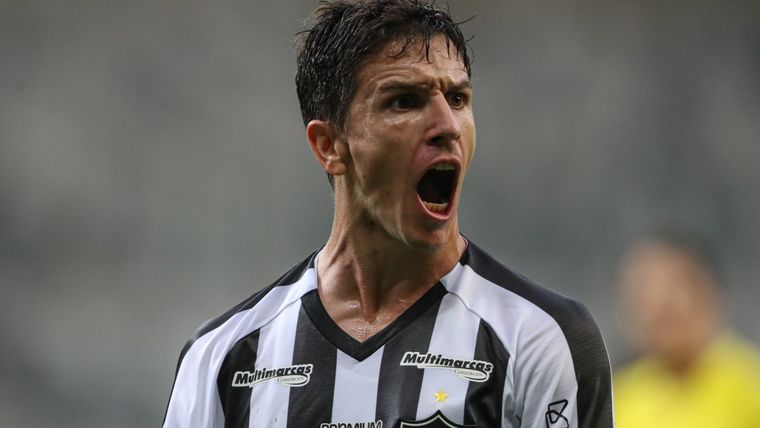 Nacho se contagió coronavirus y tiene síntomas moderados. Foto: Mineiro