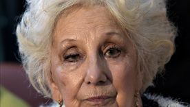Estela de Carlotto, titular de Abuelas de Plaza de Mayo, aseguró que con el gobierno de Javier Milei, su fundación está totalmente dejada de lado. Estela de Carlotto, titular de Abuelas de Plaza de Mayo, aseguró que con el gobierno de Javier Milei, su fundación está totalmente dejada de lado.