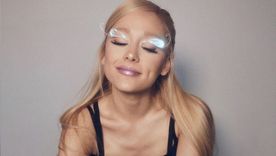 Tras años como Glinda, la cantante cierra un ciclo y abraza de nuevo su color original. Tras años como Glinda, la cantante cierra un ciclo y abraza de nuevo su color original.