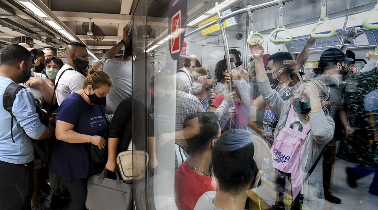 Los casos de coronavirus comenzaron a aumentar a partir del descubrimiento de la nueva subvariante de ómicron Foto: TELAM