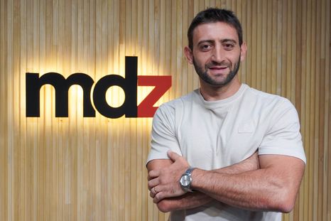 Farid Massud creó Arabian Food junto a su hermano Samir y hoy son referentes de la comida árabe en Mendoza. Farid Massud creó Arabian Food junto a su hermano Samir y hoy son referentes de la comida árabe en Mendoza.