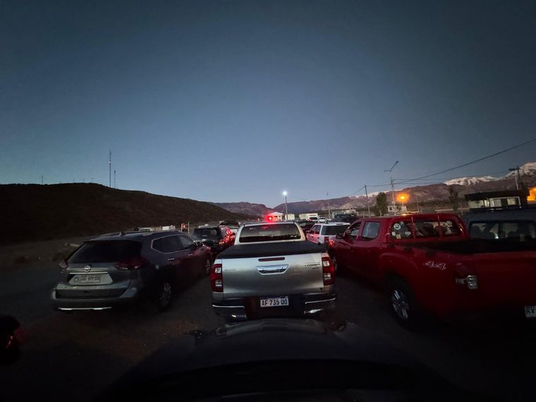 El Paso Cristo Redentor colapsó durante la madrugada. Foto: Gendarmería