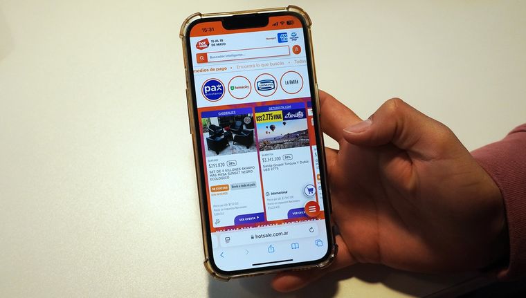 Durante el Hot Sale, los comparadores permiten revisar si una oferta realmente bajó frente a valores anteriores. Durante el Hot Sale, los comparadores permiten revisar si una oferta realmente bajó frente a valores anteriores.