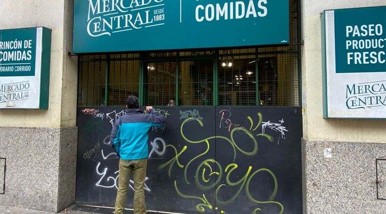 El Mercado Central, cerrado por seguridad. Foto: Gerónimo Sosa/MDZ