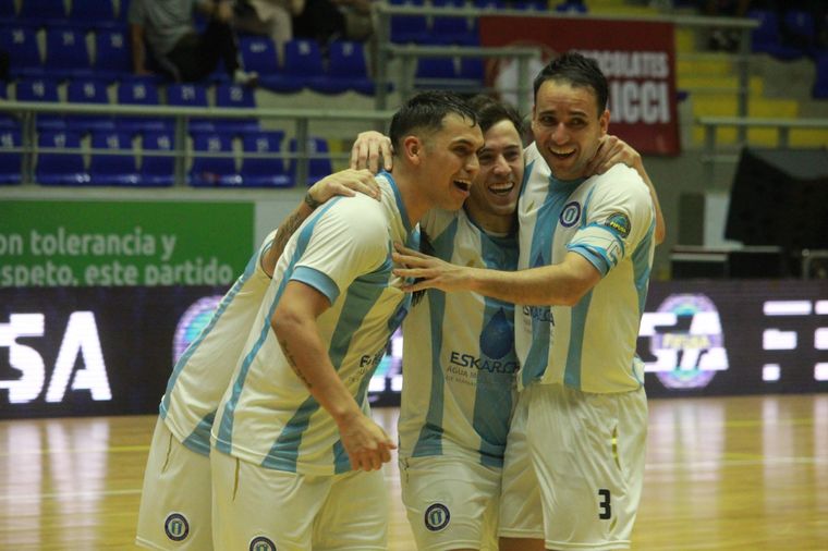 La Selección argentina de futsal eliminó a España y se medirá ante Brasil en el Mundial de Fifusa. Foto: CAFS