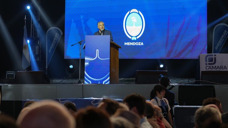 El gobernador anunció la creación de una nueva Dirección de Financiamiento Productivo. El gobernador anunció la creación de una nueva Dirección de Financiamiento Productivo.