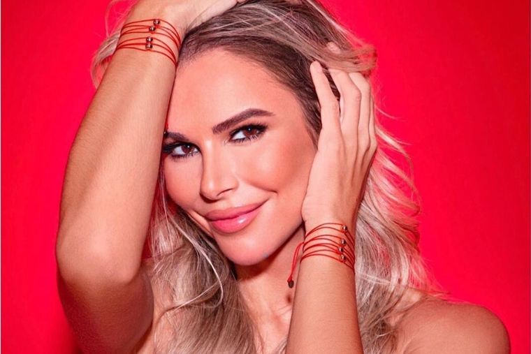 Luis Fonsi, Águeda López