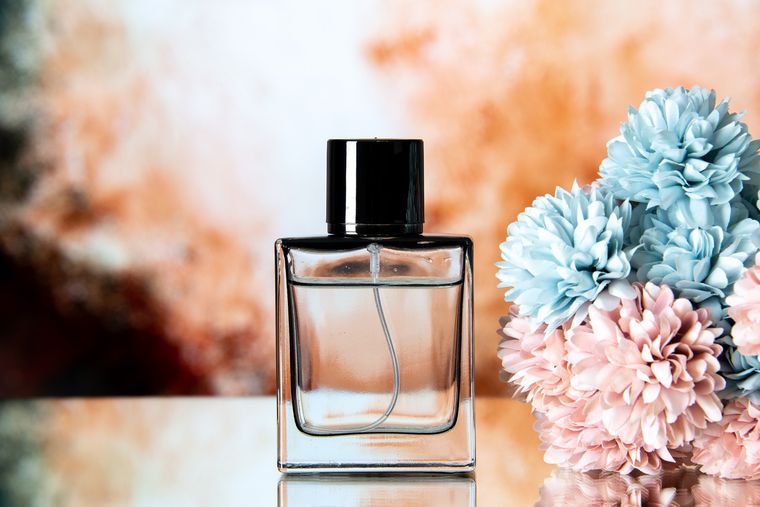 Tips para elegir un perfume duradero en invierno.