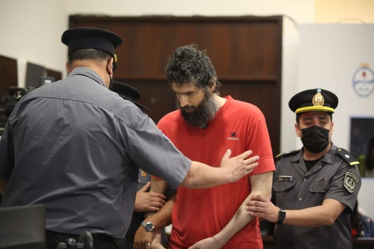 Pereg sigue las instancias por Internet, ya que la jueza decidió sacarlo de la sala