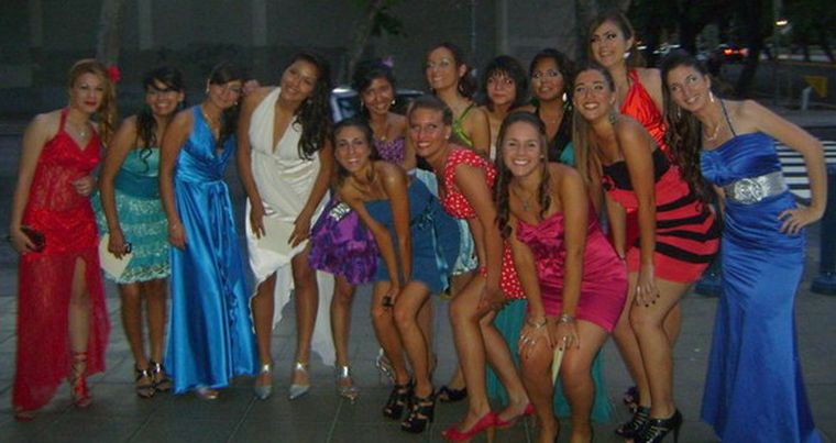 Las chicas de 3ro. primera, muy sexies. Foto: Gentileza