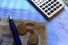 ¿cuantos impuestos se pagan en argentina y cuantos solventan al pais?