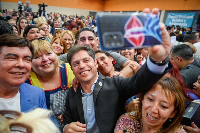 Intendentes bonaerenses piden ayuda al gobierno provincial para poder pagar los aguinaldos Foto: Noticias Argentinas