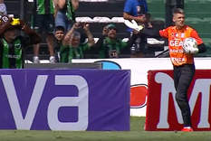 imaginate vivir en suiza y perderte ¡la expulsion de la mascota de nueva chicago! imaginate vivir en suiza y perderte ¡la expulsion de la mascota de nueva chicago!