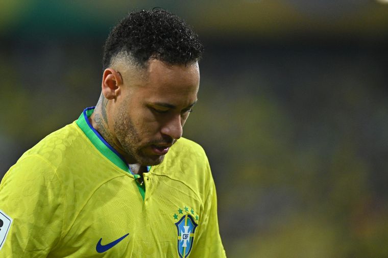 Neymar acusó recibo tras ser excluido de la convocatoria de la selección de Brasil.