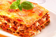 Descubre el arte de la lasaña de carne casera Foto: Cocina Fäcil