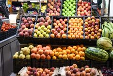Los precios de fruta y verdura bajan en función de la temporada Foto: ALF PONCE MERCADO / MDZ
