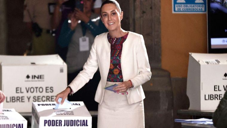 La presidenta, Claudia Sheinbaum, calificó la elección como un "éxito" pese a la baja participación.