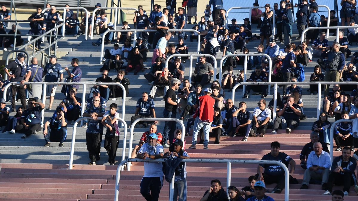Independiente Rivadavia y una marea azul en el Malvinas Argentinas para soñar con la Copa Libertadores