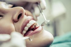 El primer fármaco del mundo capaz de regenerar los dientes se comenzará a probar en humanos en septiembre. Foto: Freepik