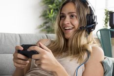 Los especialistas sugieren una cierta cantidad de horas semanales de acuerdo a la edad de las personas. Los detalles en la nota.