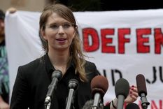 Chelsea Manning fue declarada culpable en 2013 de espionaje por filtrar documentos militares clasificados, entre otros cargos.
