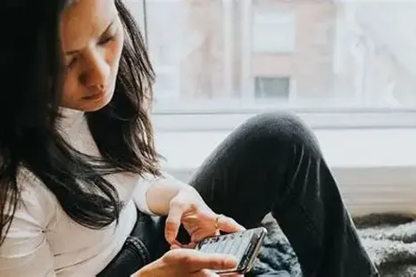 Las apps de citas se convirtieron en una herramienta cotidiana para conocer personas, generar vínculos e incluso construir relaciones estables. Las apps de citas se convirtieron en una herramienta cotidiana para conocer personas, generar vínculos e incluso construir relaciones estables.