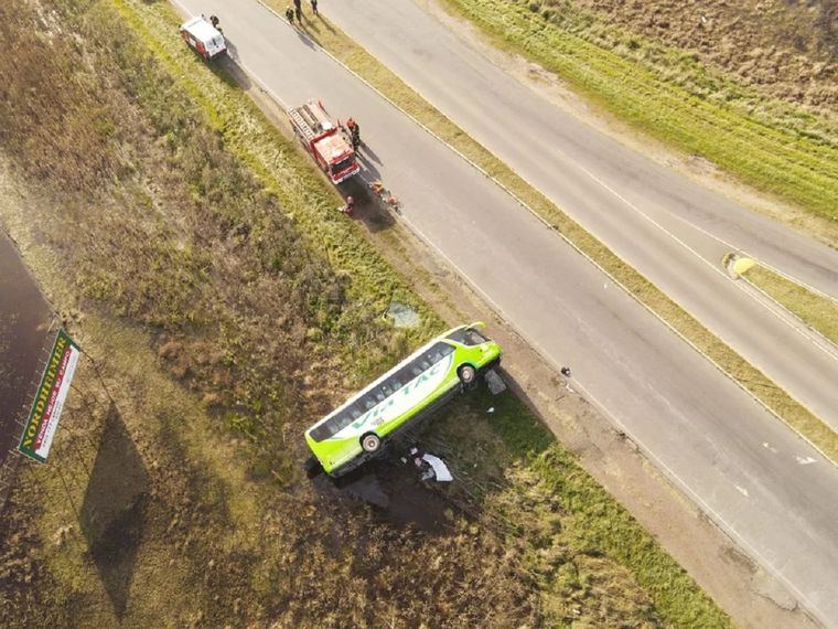 El chofer del colectivo fue detenido e imputado por homicidio culposo agravado y lesiones culposas. Foto: NA