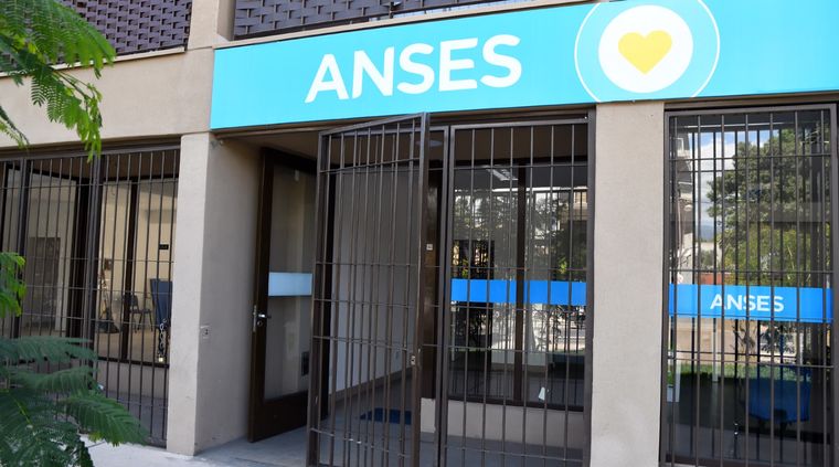 Esta ayuda está dirigida a quienes perciban la Asignación Universal por Hijo Foto: ALF PONCE MERCADO / MDZ