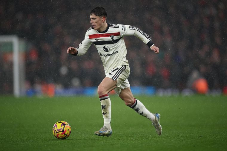 La decisión que tomó el Manchester United con Garnacho. Foto: EFE