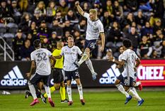 Golazo de Tiro libre Foto: @PhilaUnion