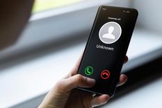 Algunos celulares Android permiten grabar llamadas desde la app de teléfono, sin necesidad de descargar aplicaciones externas.