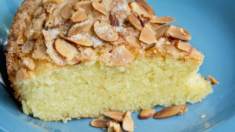 Es muy popular en la repostería mediterránea. Es muy popular en la repostería mediterránea.