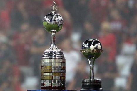 La Conmebol modificó las reglas de la fase de grupos de la Copa Libertadores y la Sudamericana. La Conmebol modificó las reglas de la fase de grupos de la Copa Libertadores y la Sudamericana.