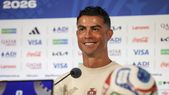 Cristiano Ronaldo brindó una distendida conferencia de prensa antes del duelo entre España y Portugal por los cuartos de final. Cristiano Ronaldo brindó una distendida conferencia de prensa antes del duelo entre España y Portugal por los cuartos de final.