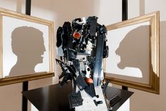 un mundo de sombras a partir de la basura