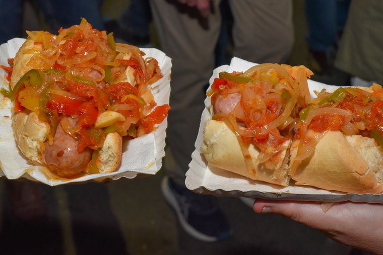 Las comidas típicas deleitaron los paladares de los asistentes. Las comidas típicas deleitaron los paladares de los asistentes.