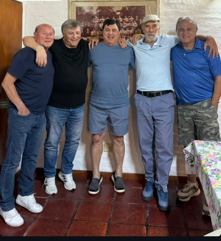 Daniel Passarella durante un encuentro con otros ex campeones del mundo. Daniel Passarella durante un encuentro con otros ex campeones del mundo.