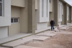 Por el momento no hay nuevas operatorias para acceder a programas de vivienda. Sigue el déficit habitacional.