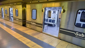 Se desconoce la gravedad de las heridas de la mujer, que ya fue trasladada a un hospital. Se desconoce la gravedad de las heridas de la mujer, que ya fue trasladada a un hospital.