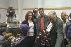 uruguay recibio el primer grupo de refugiados sirios uruguay recibio el primer grupo de refugiados sirios