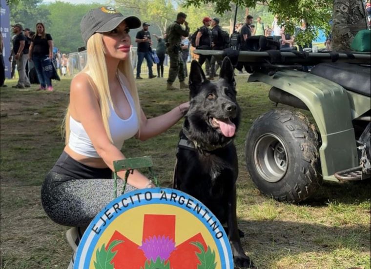 La oficial de la Policía bonaerense negó hacer contenido para adulto.